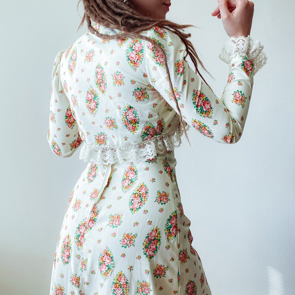 VINTAGE XS HALTER TOP MAXI DRESS WITH BOLERO TOP - Picture 5 of 9